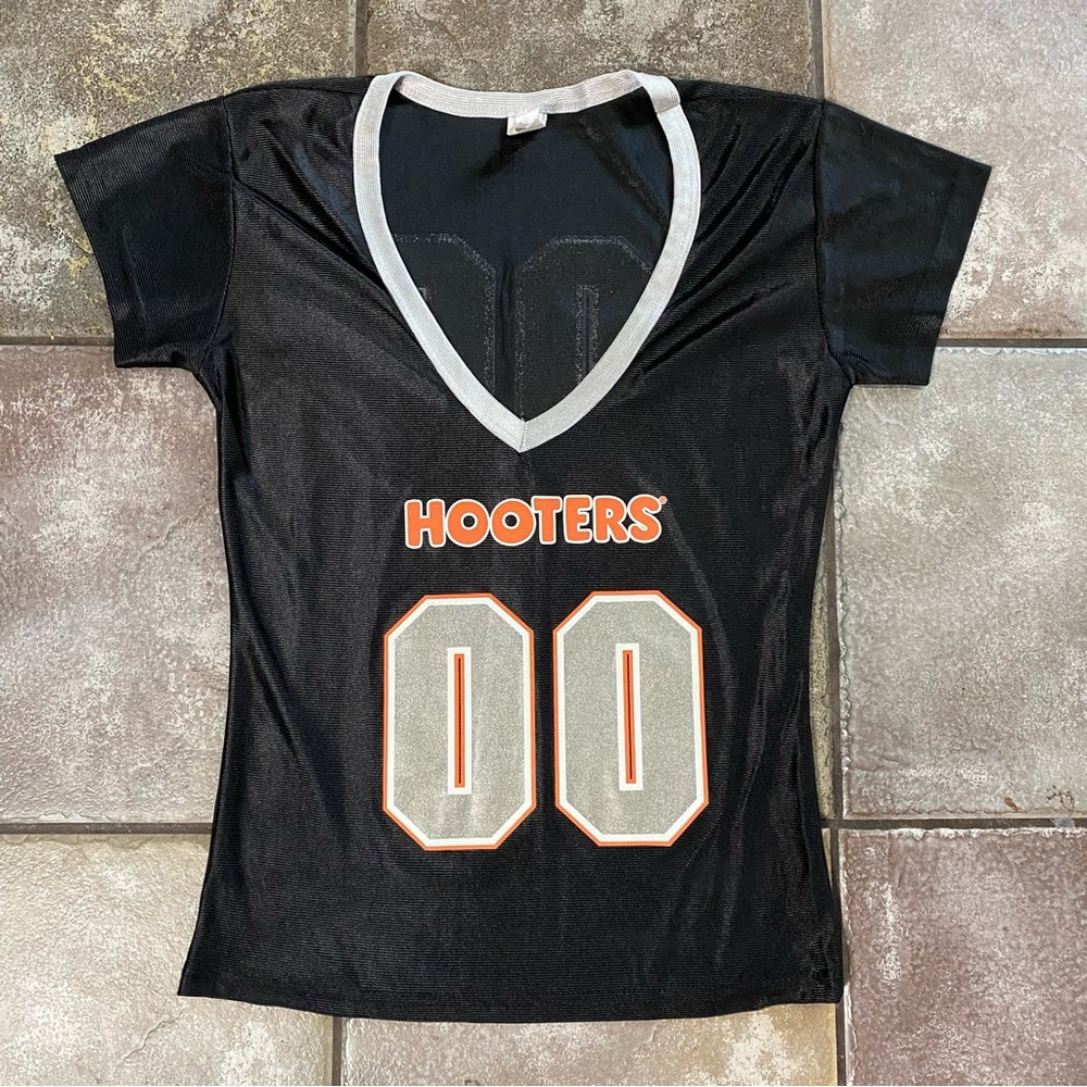 Hooters Jersey